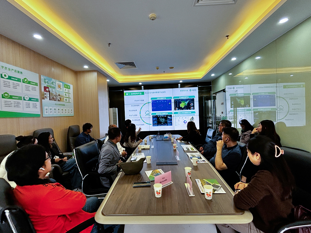 泰國高校參訪團(tuán)到訪海??萍紖⒂^交流 (1).jpg 泰國高校參訪團(tuán)到訪海??萍紖⒂^交流 (1).jpg